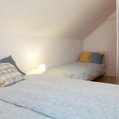 Domen's Cozy *