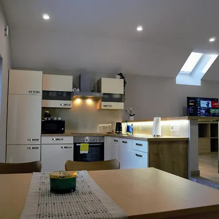 Domen's Cozy * Kranj